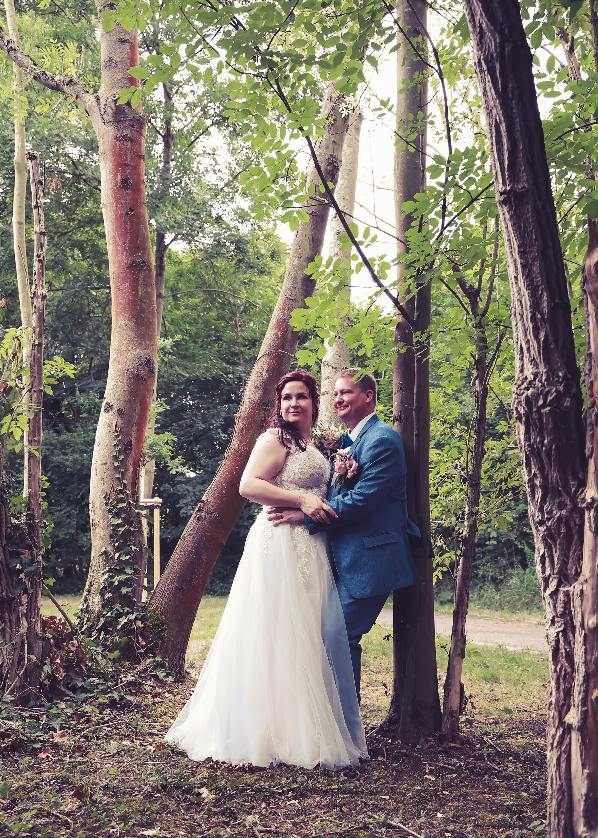 Brautpaar im Wald